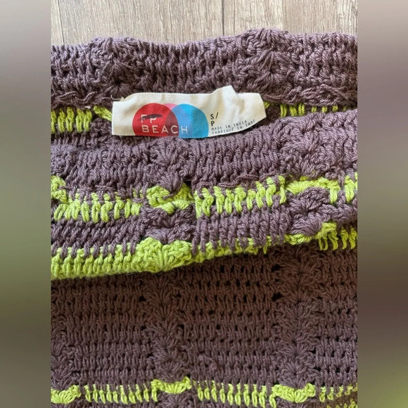 FREE PEOPLE Beach Cover up DONNI Sweater Set Crochet Skirt size small - Picture 10 of 11